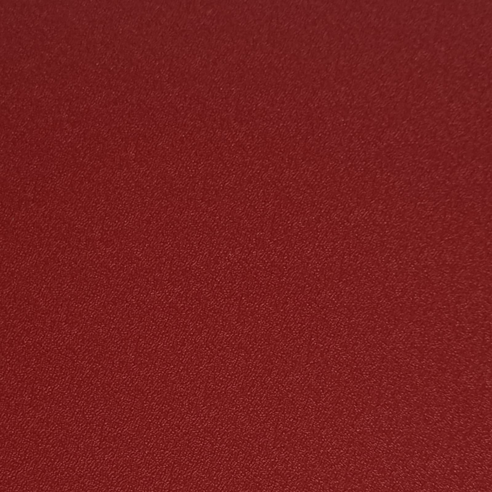 Polypropylen Sichtschutz in der Farbe Bordeaux. Oberfläche ist geprägt.